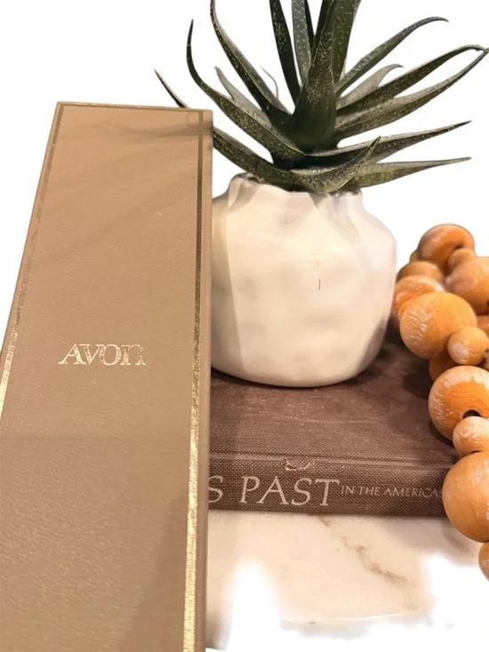 Vintage Avon Perfume Flask Pendant Necklace - Picture 2 of 6